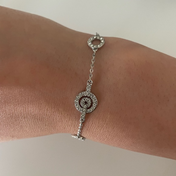 Genuine Swarovski silver plated clear crystal bracelet - Picture 2 of 8